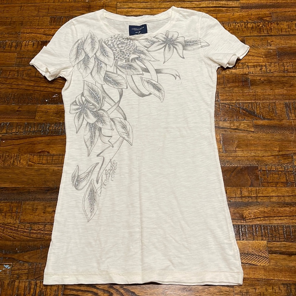 “NWOT” American Eagle Outfitters Shirt